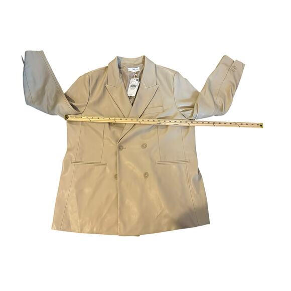 NWT Mango (MNG) Beige/Cream Vegan Faux Leather Power Blazer Size 1X FallLayering - Picture 5 of 10